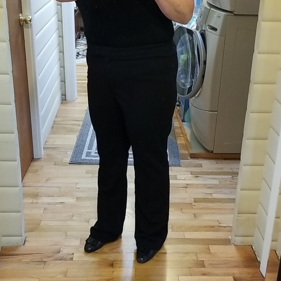 Black ladies trousers zip front - Picture 2 of 8